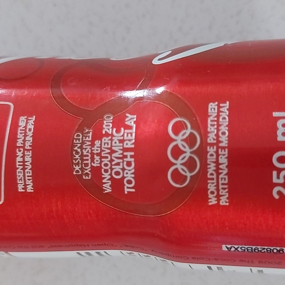 Aluminium 2010 Olympic Coke bottle - Picture 3 of 4